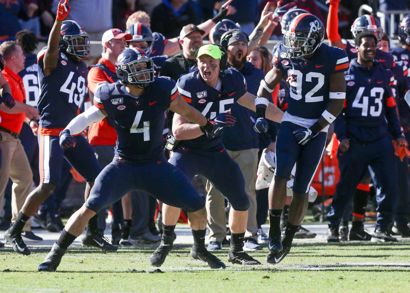 20191129_cdp_sports_UVa_VT196.JPG